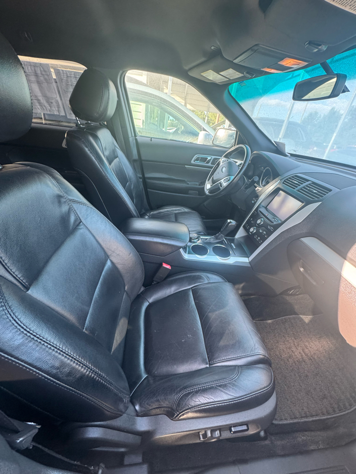 Ford Explorer XLT 4WD 2013 Ford Explorer XLT 4WD 2013