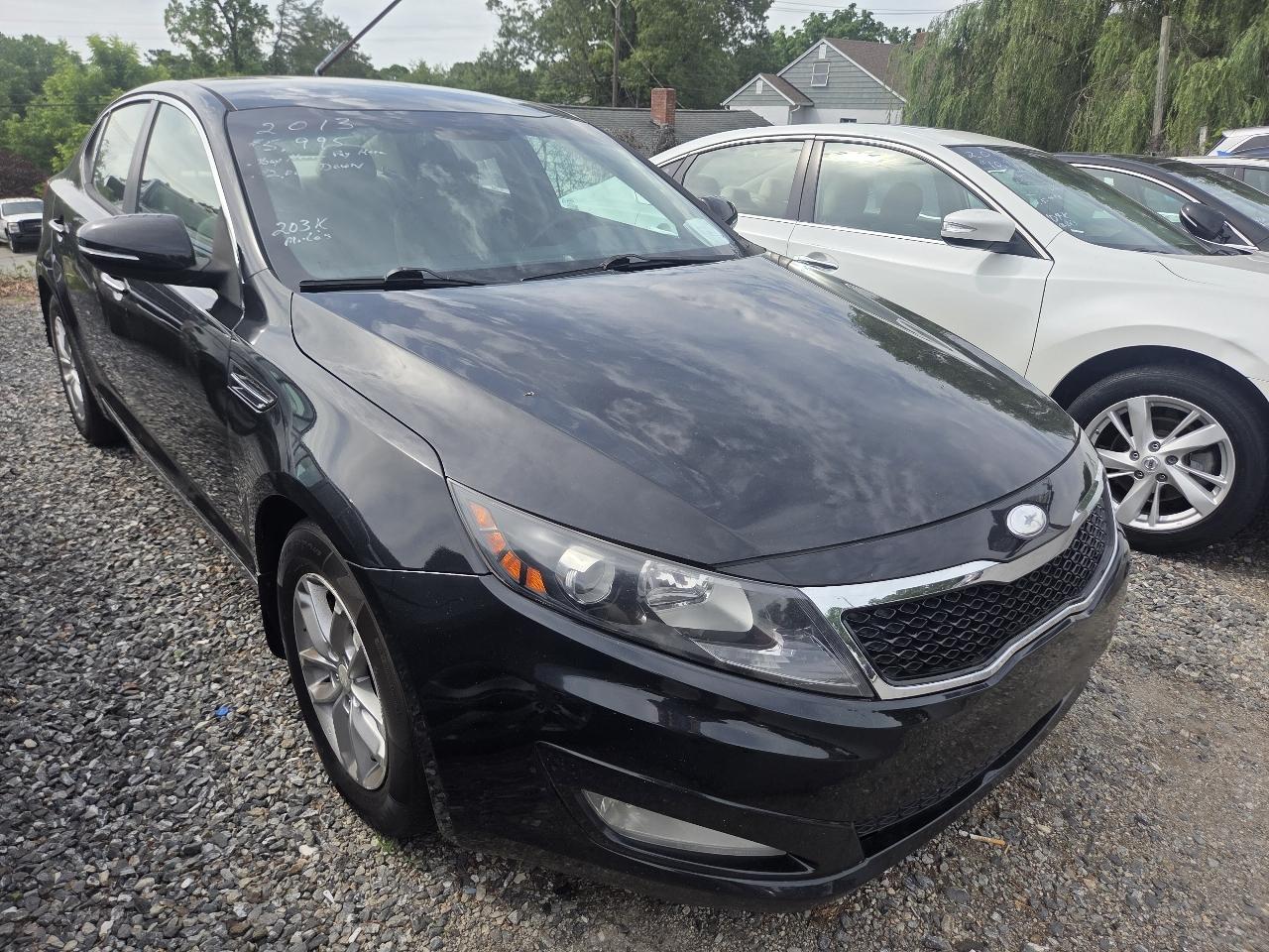 Kia Optima LX MT 2013