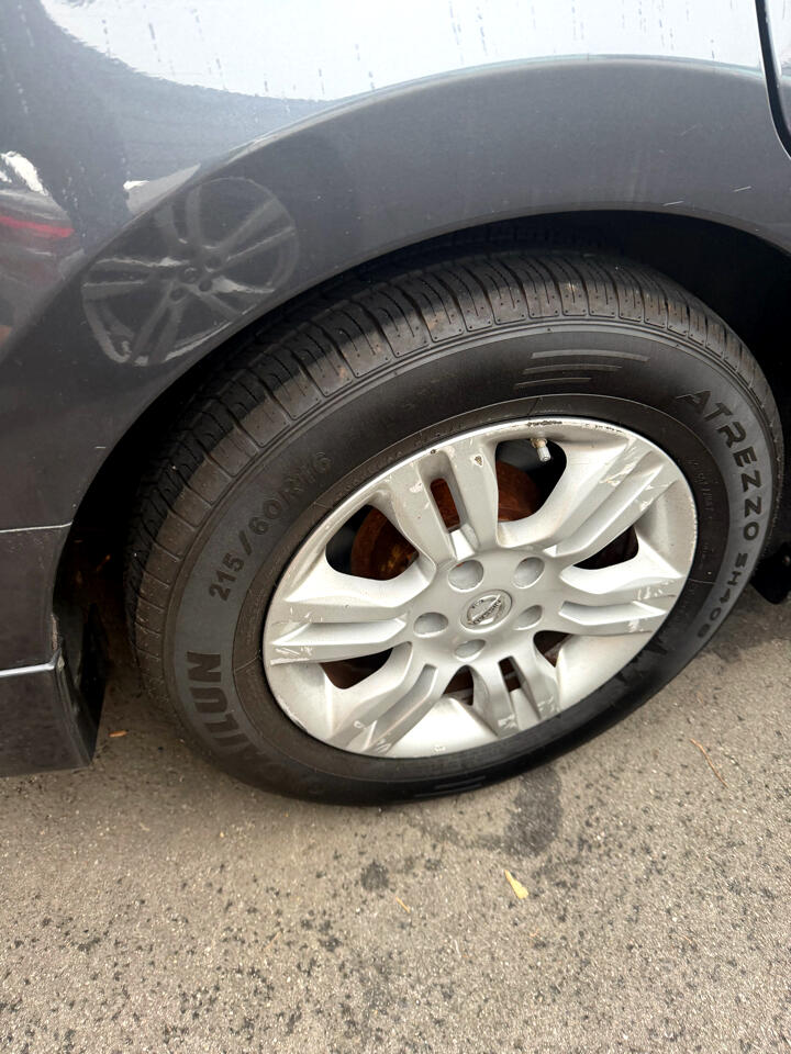 Nissan Altima 2.5 S 2010