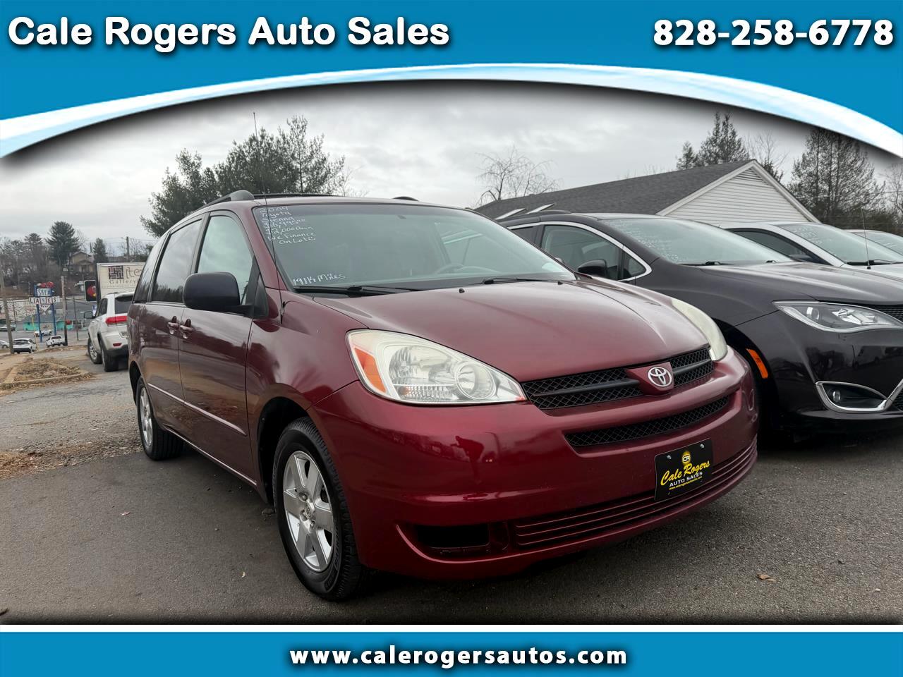 Toyota Sienna LE - 7 Passenger 2004