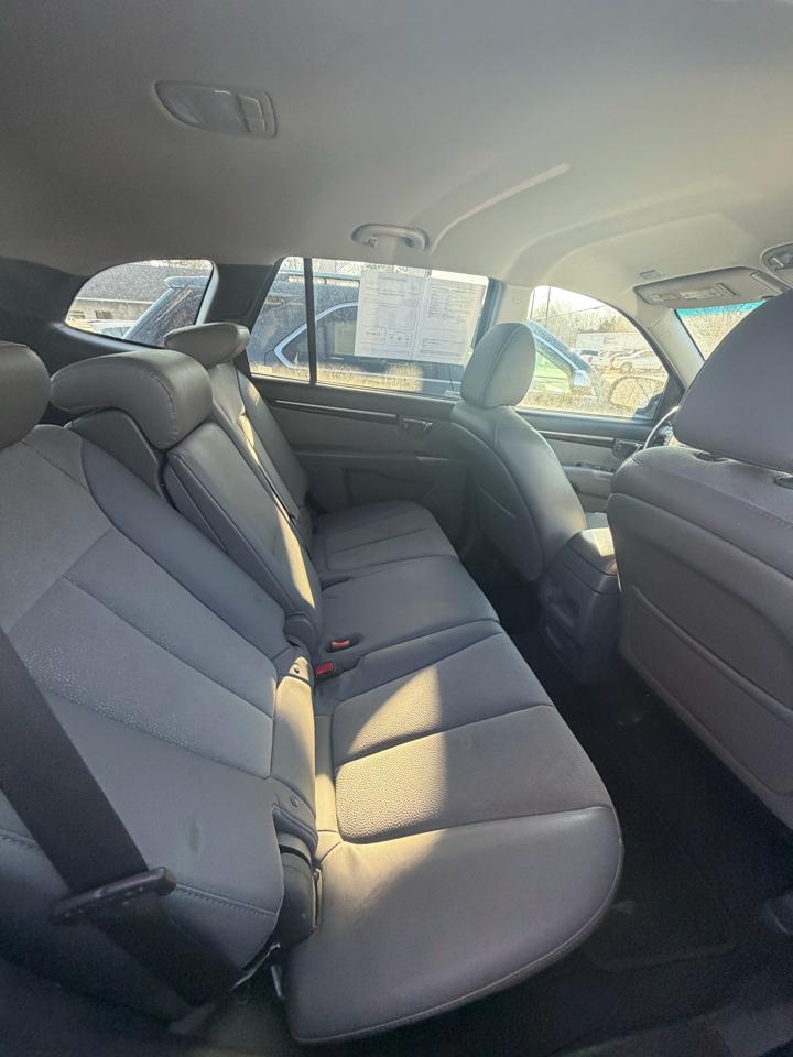 Hyundai Santa Fe SE 3.5 FWD 2011