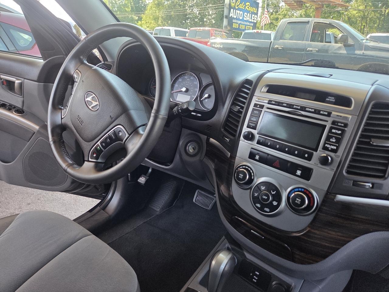 Hyundai Santa Fe SE 3.5 FWD 2011