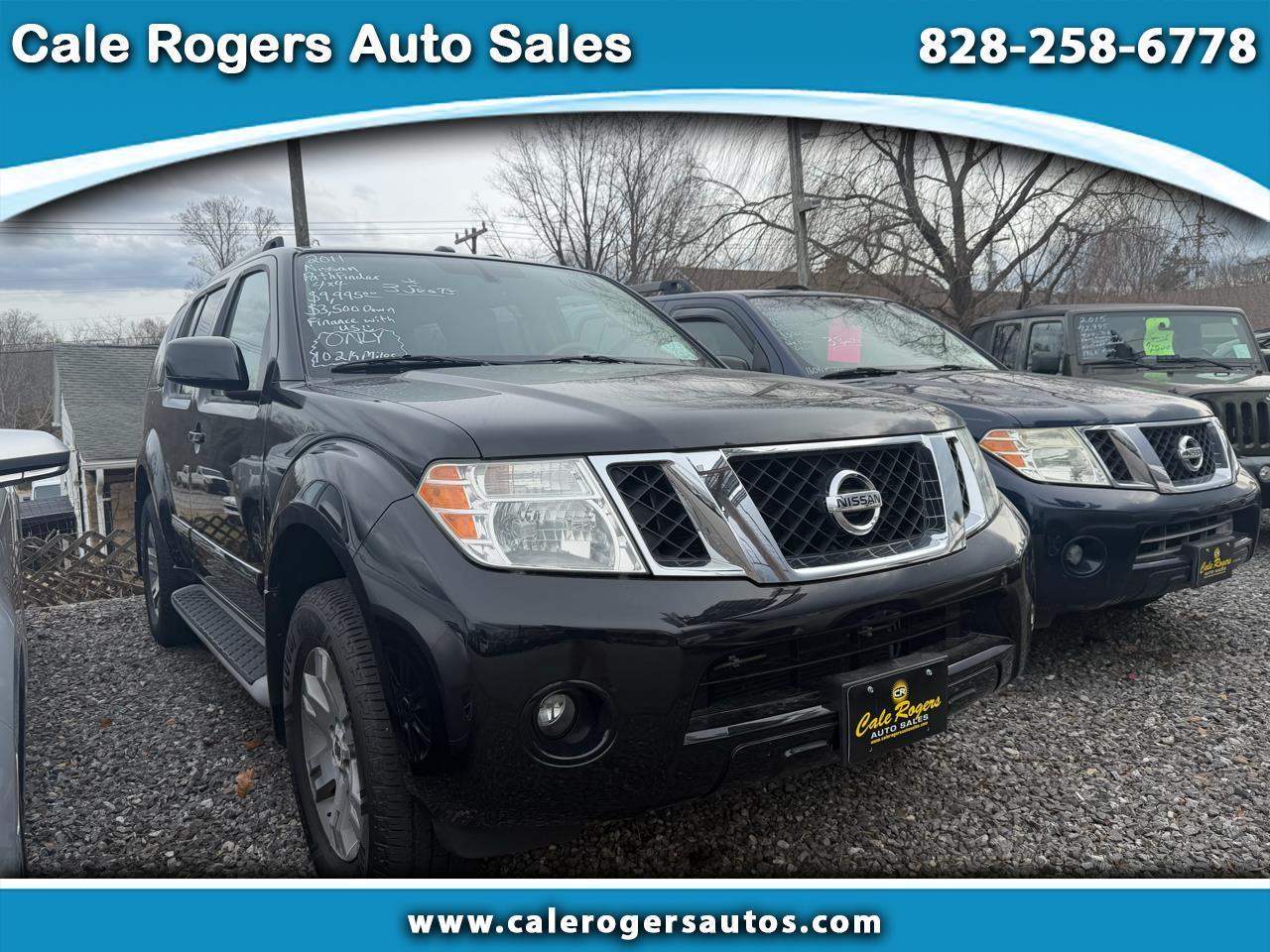 2011 Nissan Pathfinder LE 4WD