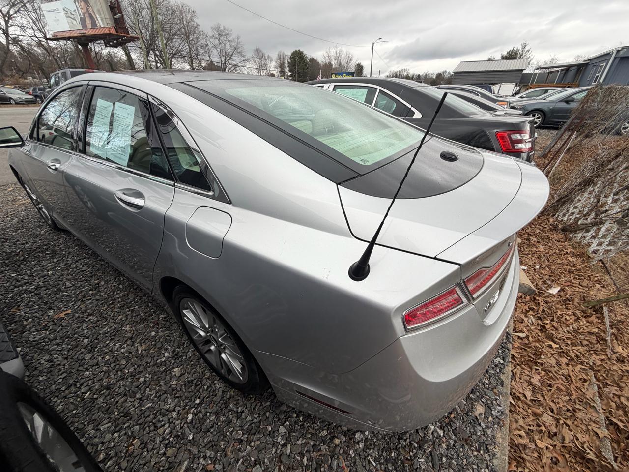 Lincoln MKZ Hybrid Sedan 2014