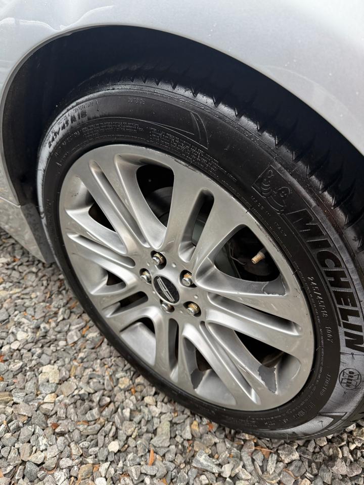 Lincoln MKZ Hybrid Sedan 2014