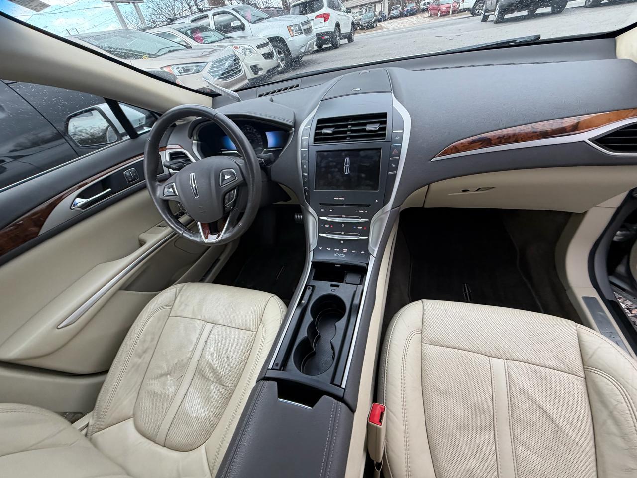 Lincoln MKZ Hybrid Sedan 2014