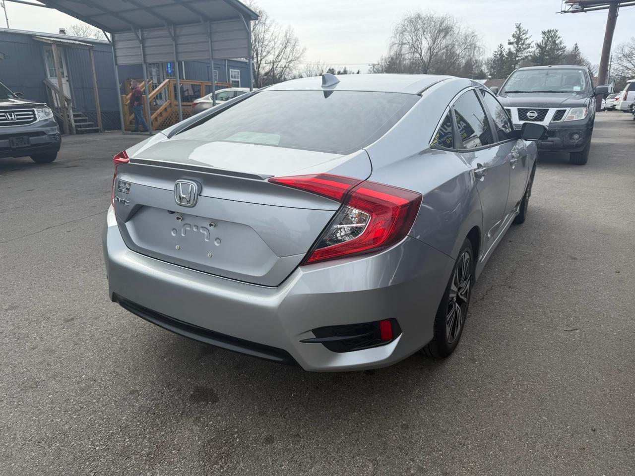 Honda Civic EX-T Sedan CVT 2018