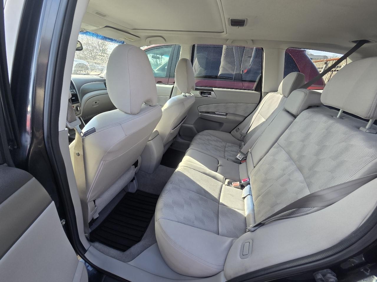 Subaru Forester 2.5X Premium 2010