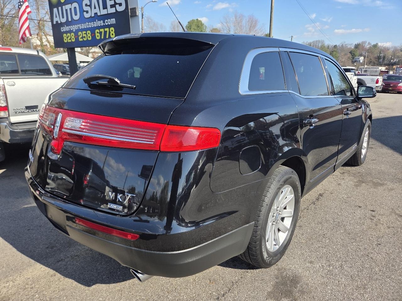 Lincoln MKT Livery AWD 2017