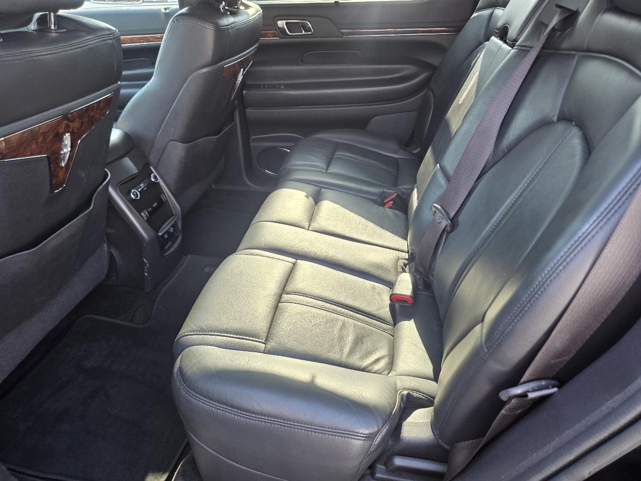 Lincoln MKT Livery AWD 2017