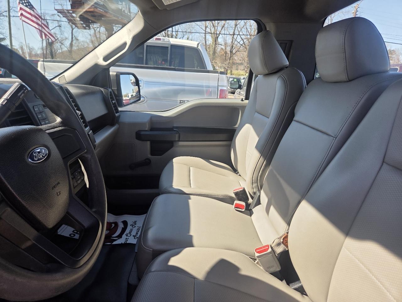 Ford F-150 XLT 8-ft. Bed 2WD 2016