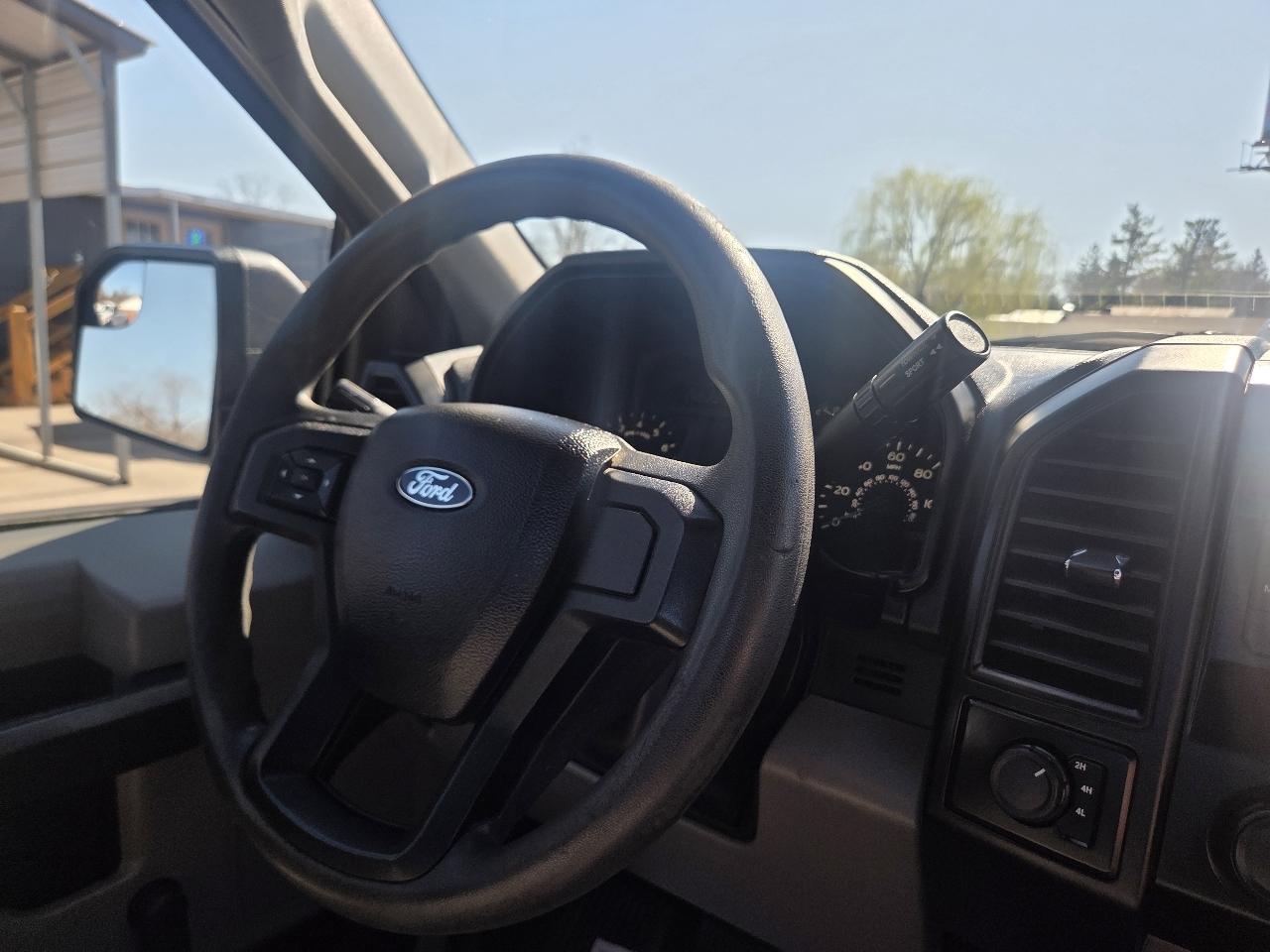 Ford F-150 XLT 8-ft. Bed 2WD 2016