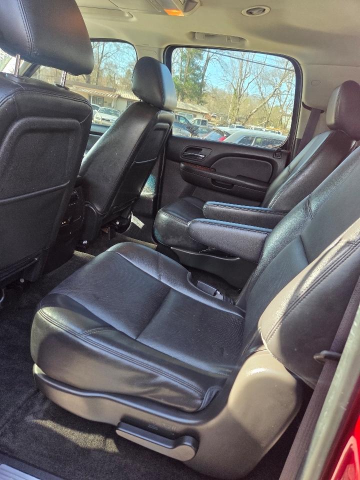 Chevrolet Suburban LTZ 1500 4WD 2013