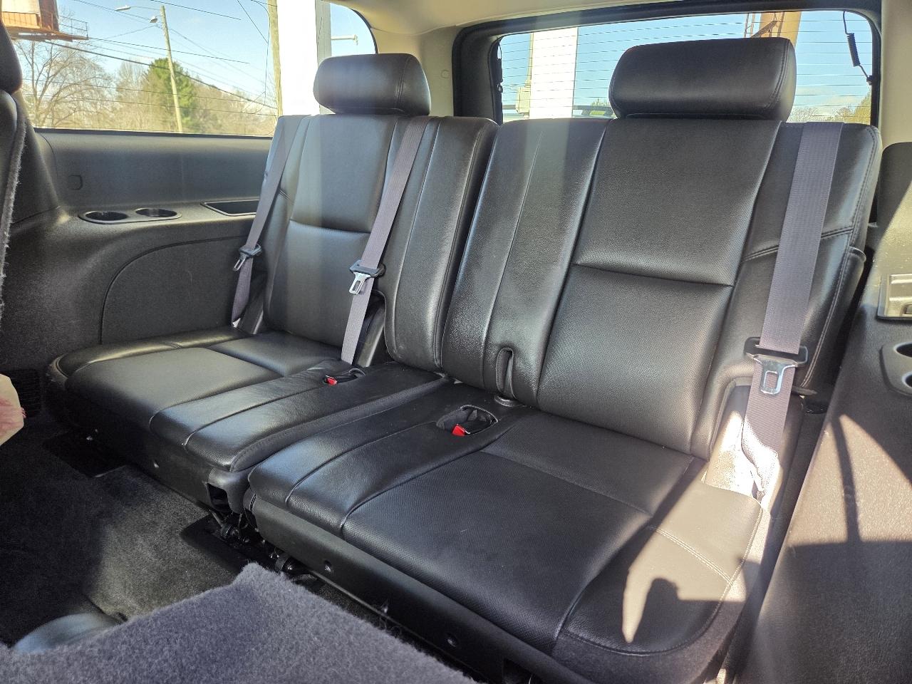 Chevrolet Suburban LTZ 1500 4WD 2013