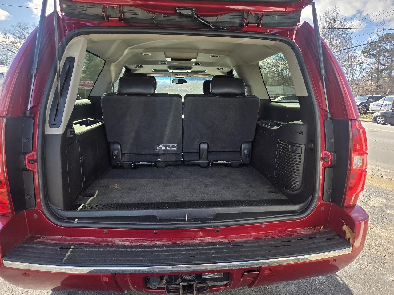 Chevrolet Suburban LTZ 1500 4WD 2013