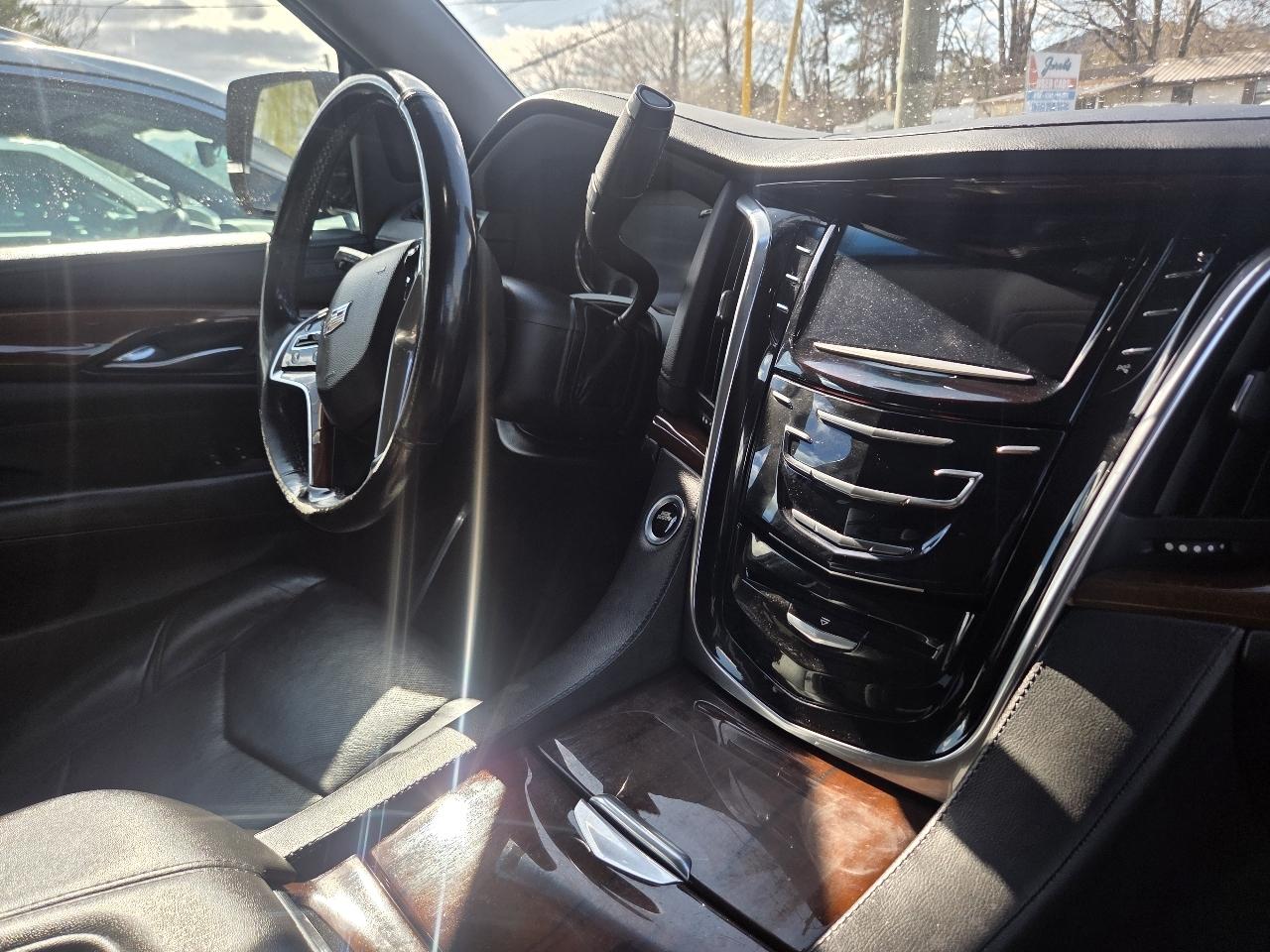 Cadillac Escalade ESV Luxury 4WD 2019