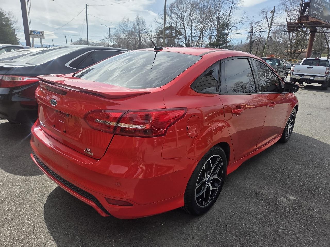 Ford Focus SE Sedan 2015