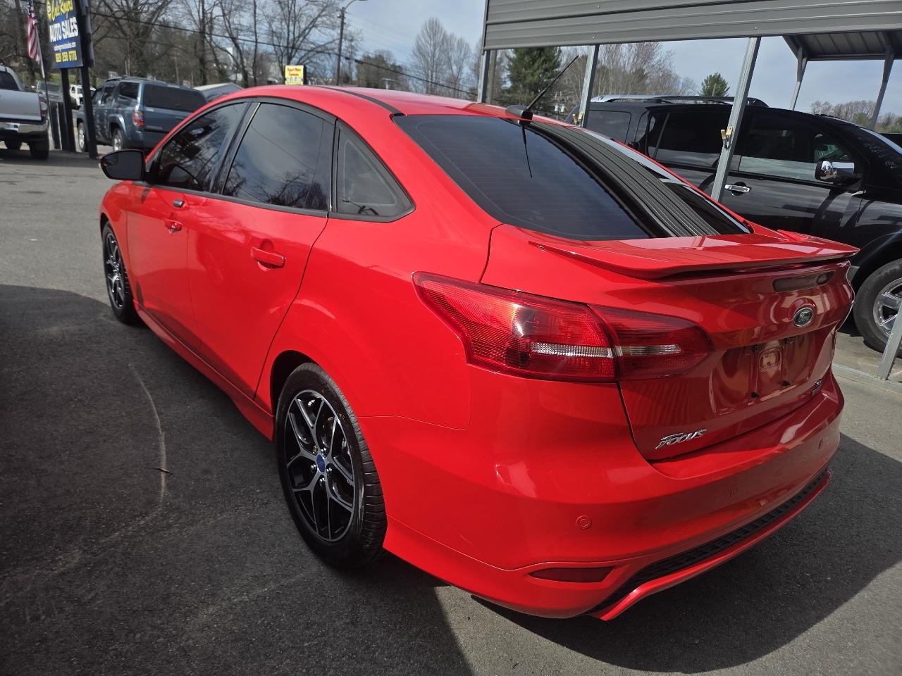 Ford Focus SE Sedan 2015