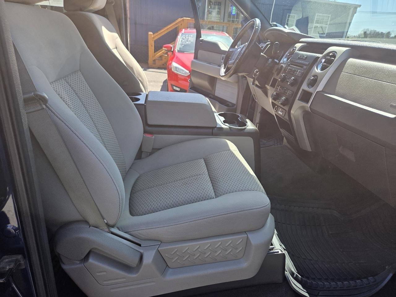 Ford F-150 Lariat SuperCrew 6.5-ft. Bed 4WD 2010