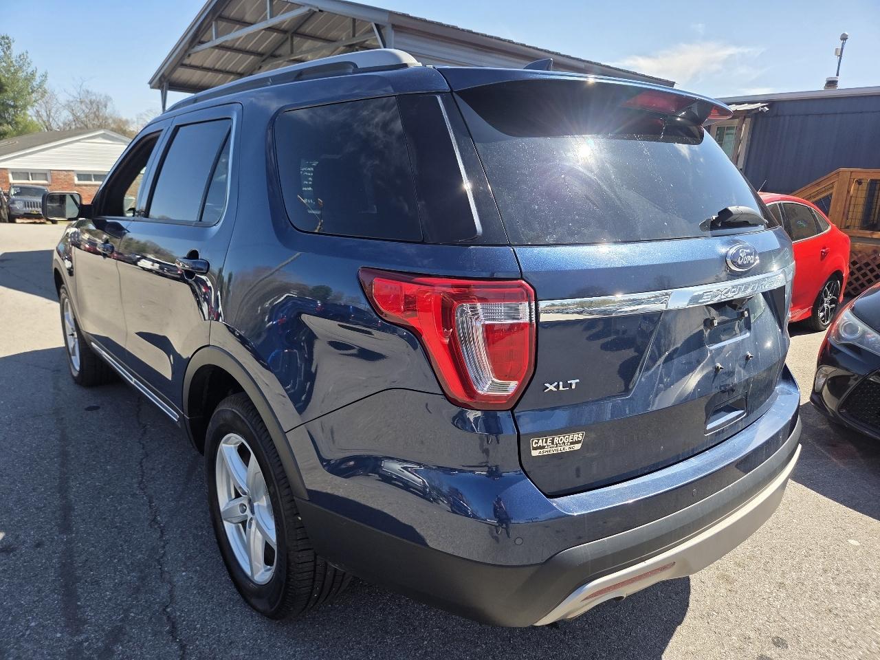 Ford Explorer XLT 4WD 2017