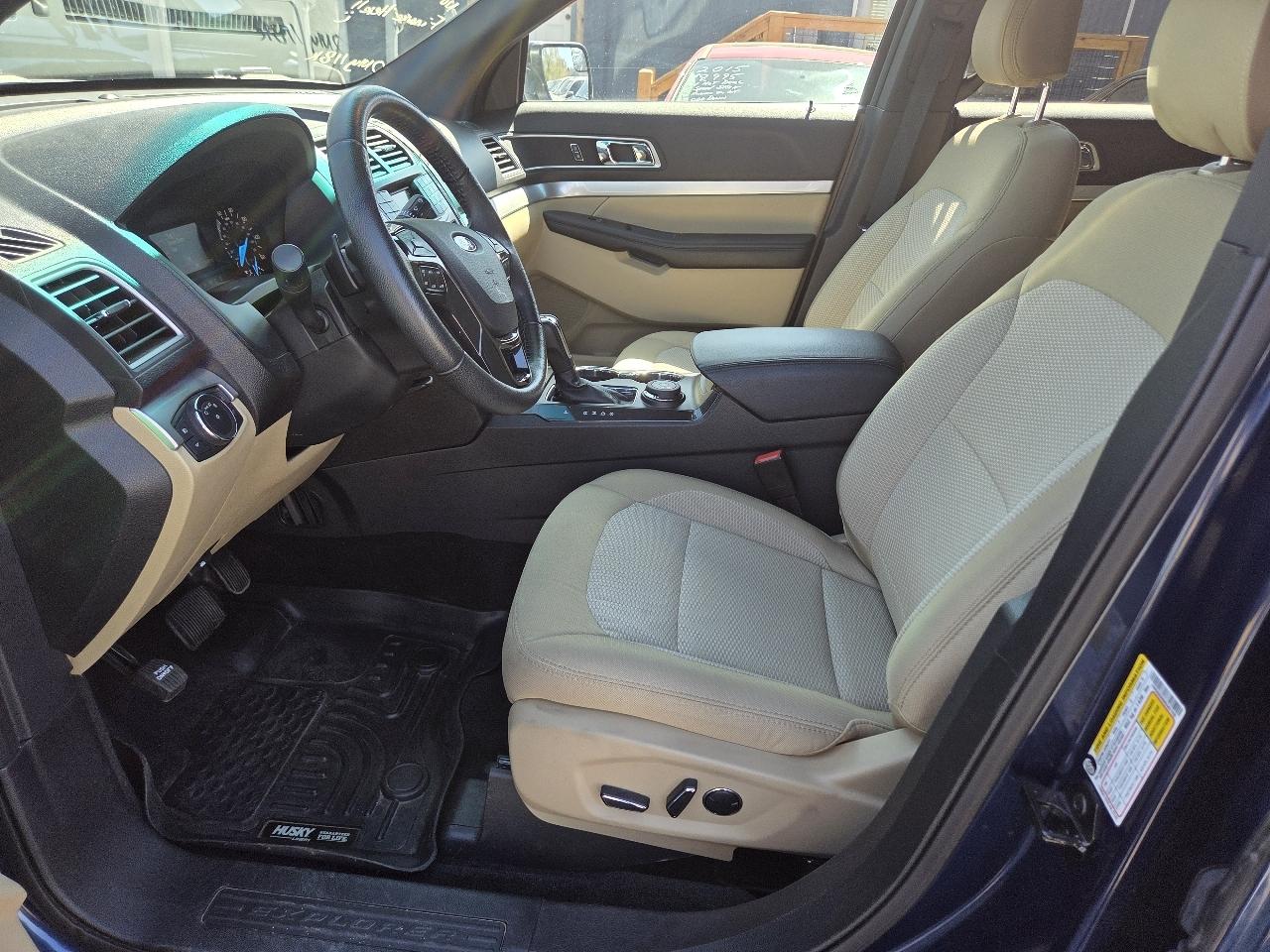 Ford Explorer XLT 4WD 2017