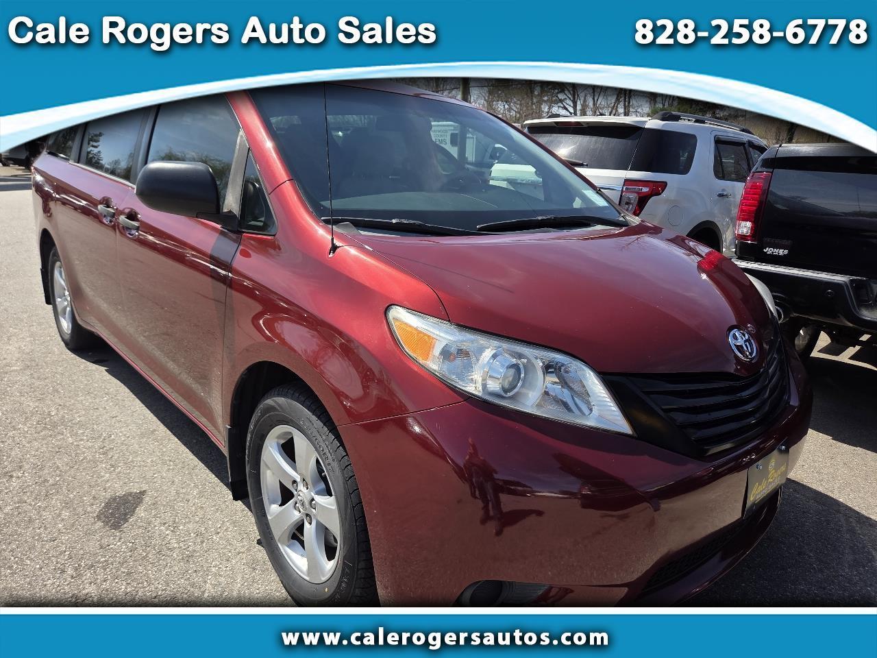 Toyota Sienna FWD 7-Passenger I4 2012