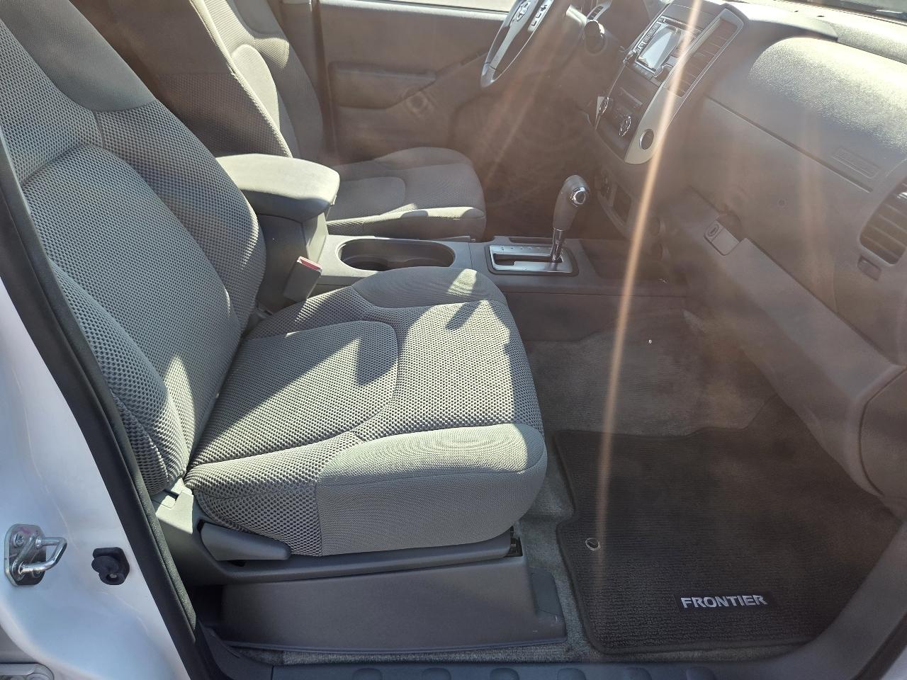 Nissan Frontier SL Crew Cab LWB 5AT 4WD 2016
