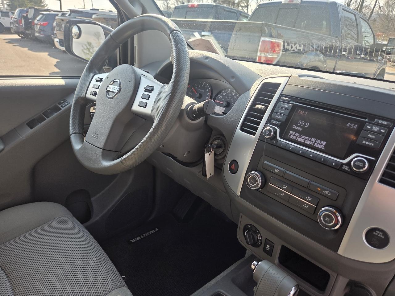 Nissan Frontier SL Crew Cab LWB 5AT 4WD 2016