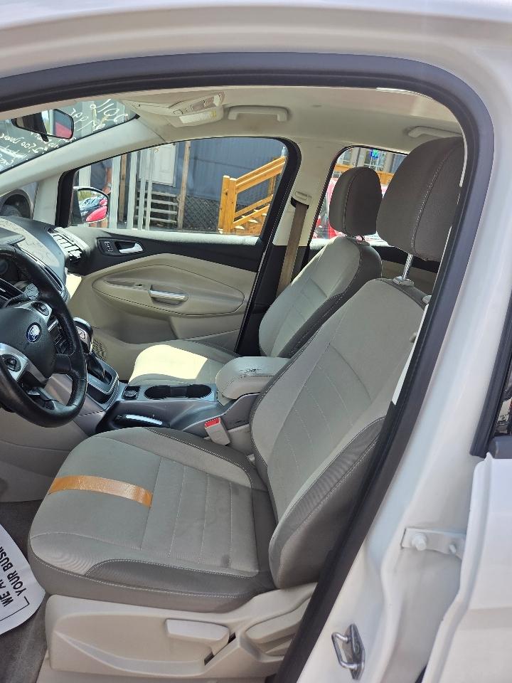 Ford C-Max Hybrid SE 2016