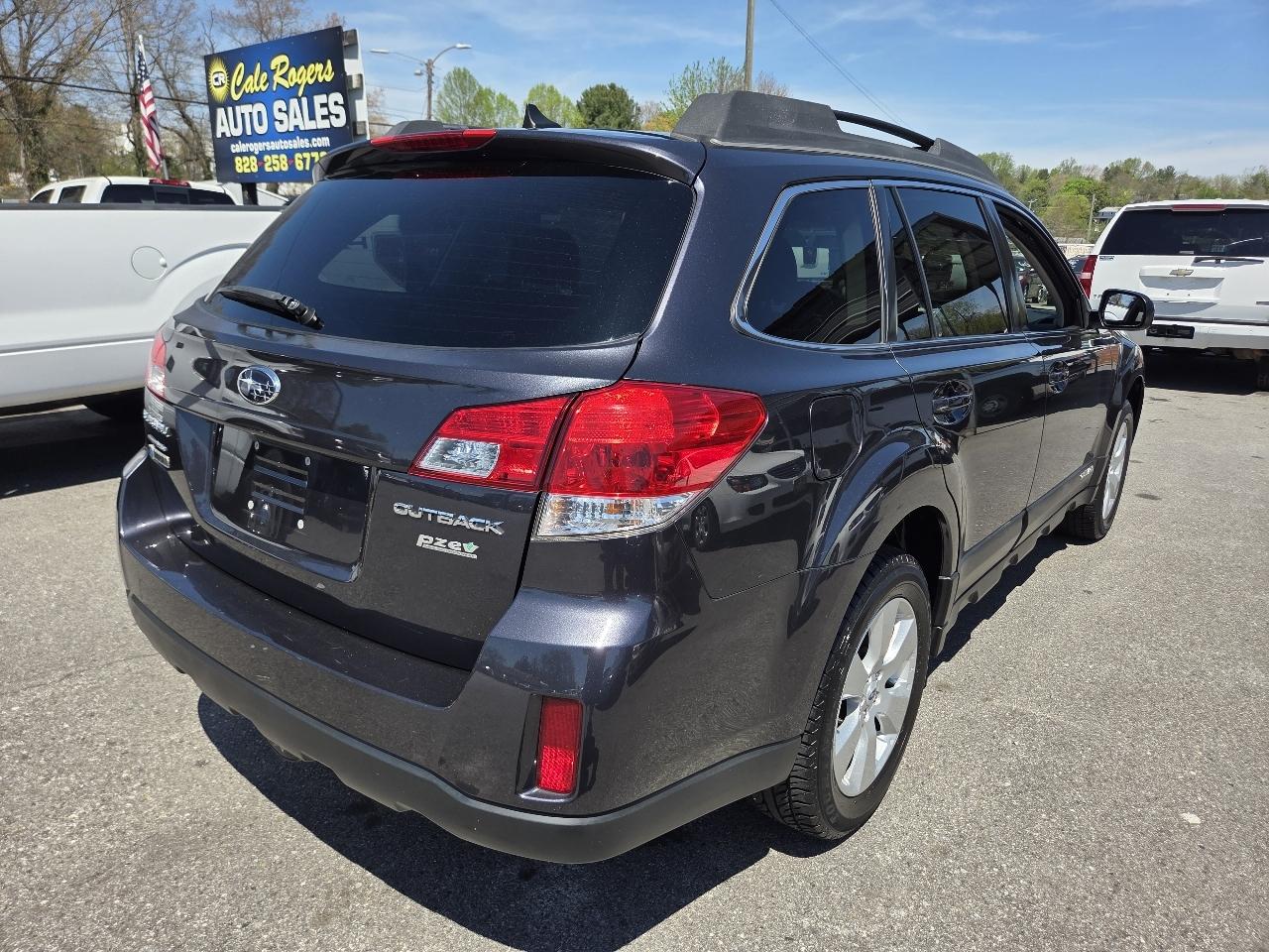 Subaru Outback 2.5i Limited 2012