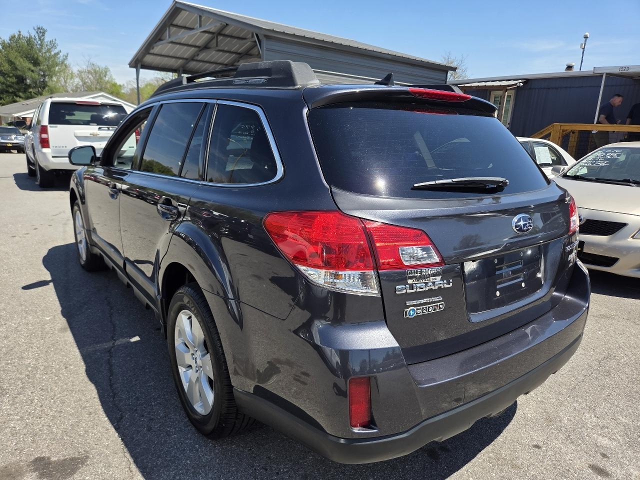 Subaru Outback 2.5i Limited 2012