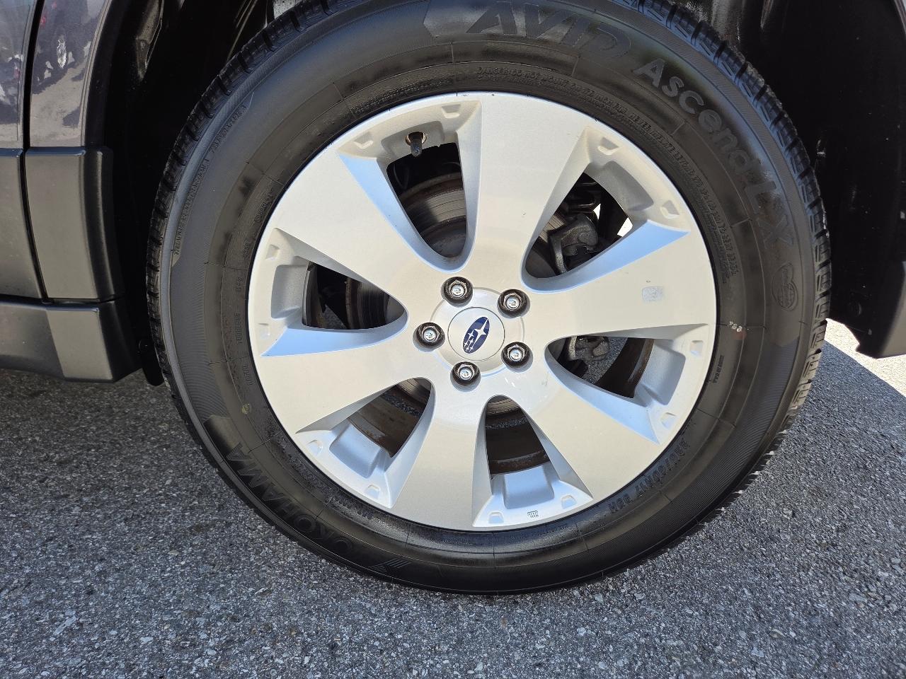 Subaru Outback 2.5i Limited 2012