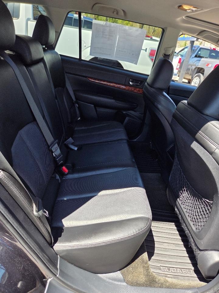 Subaru Outback 2.5i Limited 2012