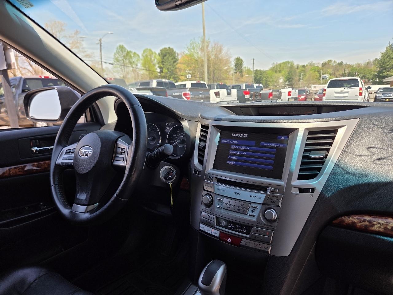 Subaru Outback 2.5i Limited 2012