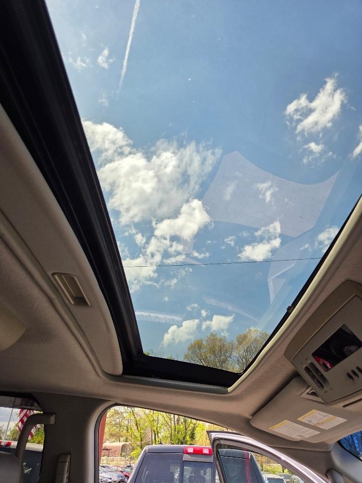 Nissan Titan LE Crew Cab 4WD 2007