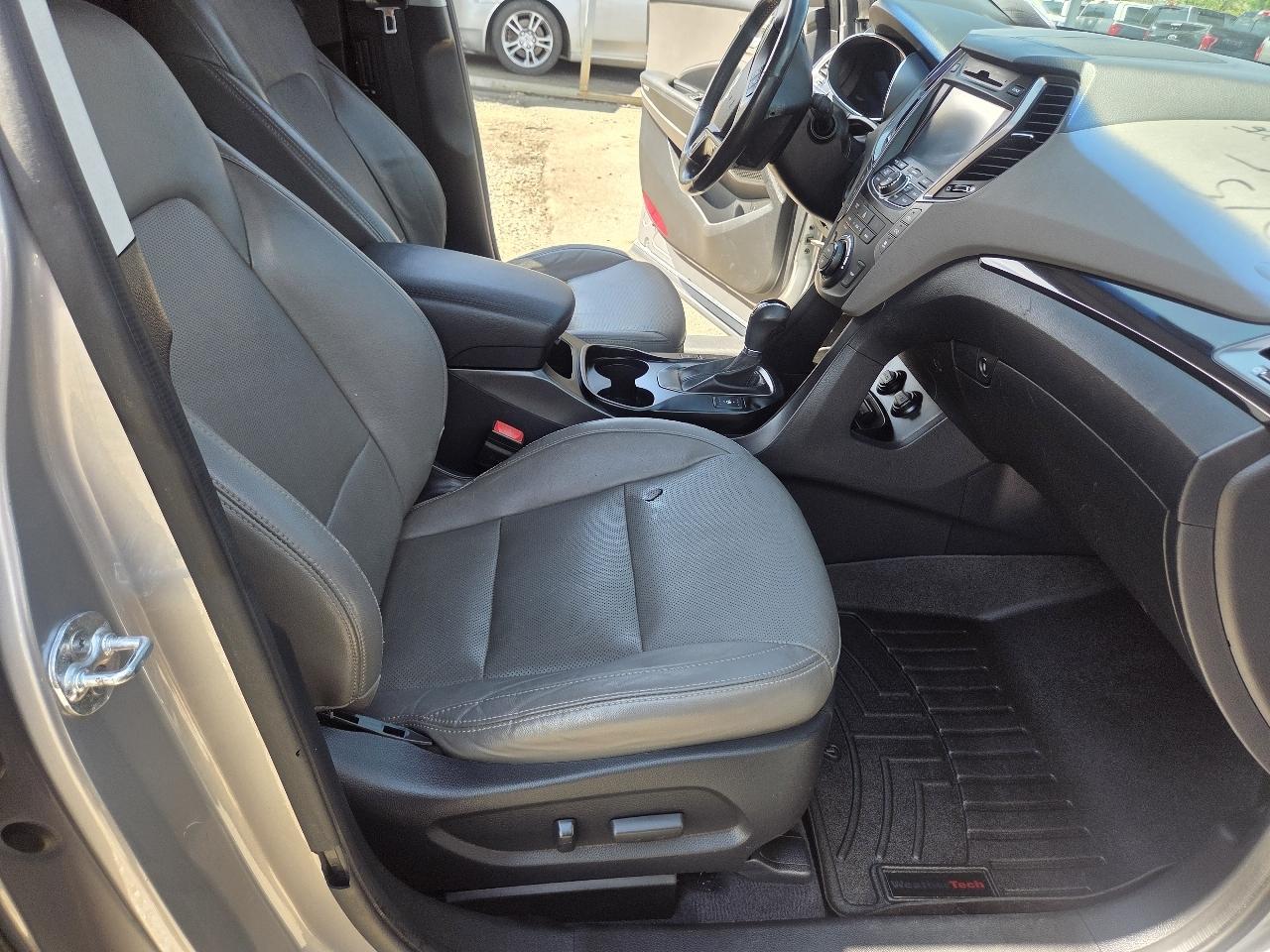 Hyundai Santa Fe Limited FWD 2015