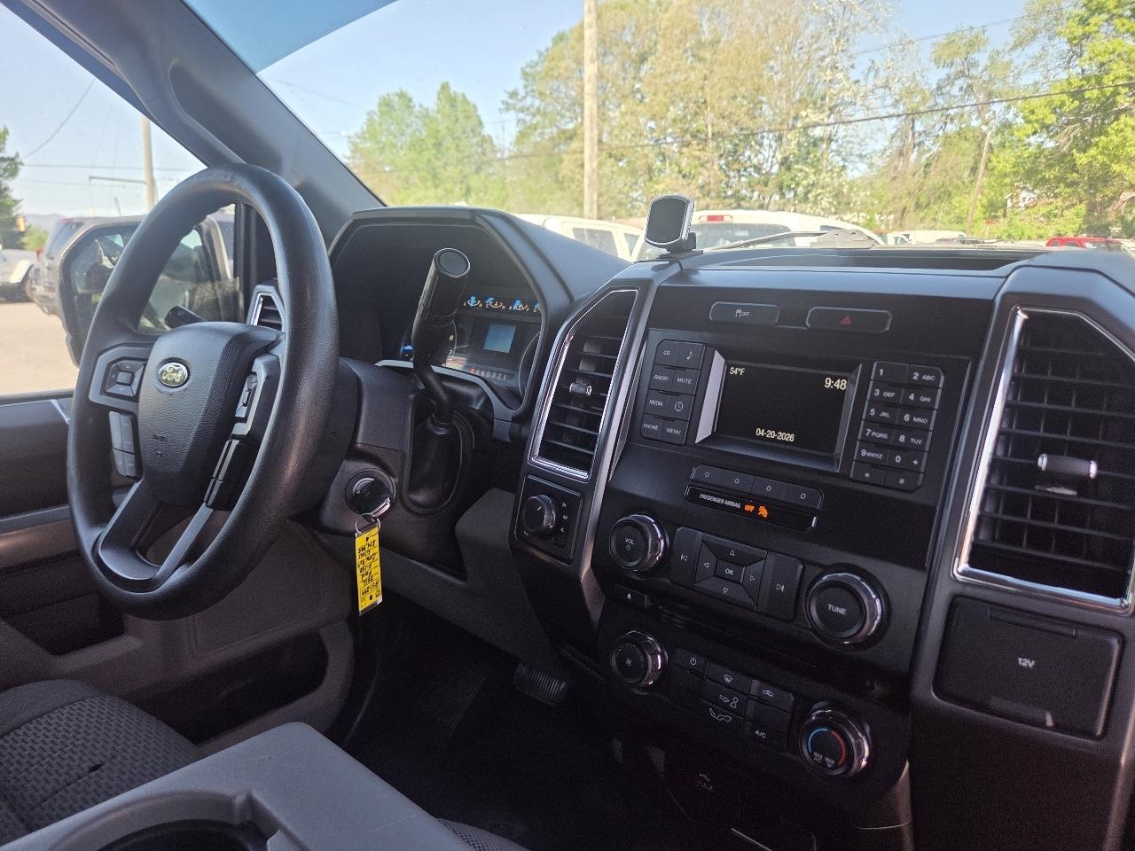 Ford F-150 Lariat SuperCrew 5.5-ft. Bed 4WD 2016