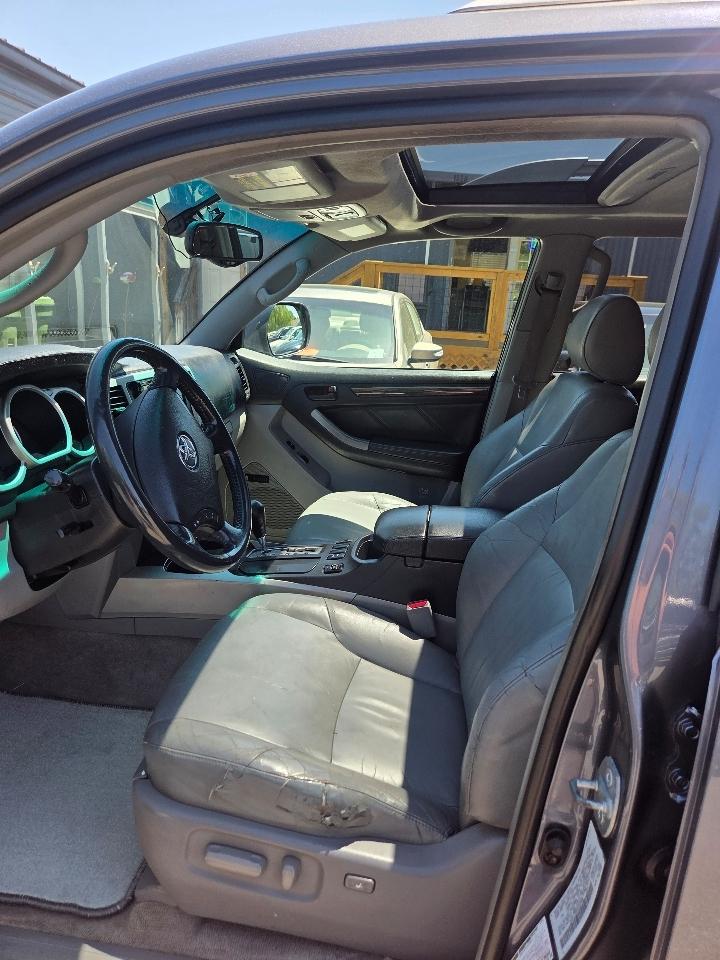 Toyota 4Runner Limited 4WD 2004