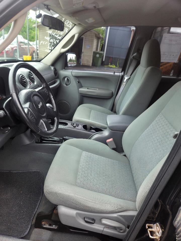 Jeep Liberty Sport 4WD 2007