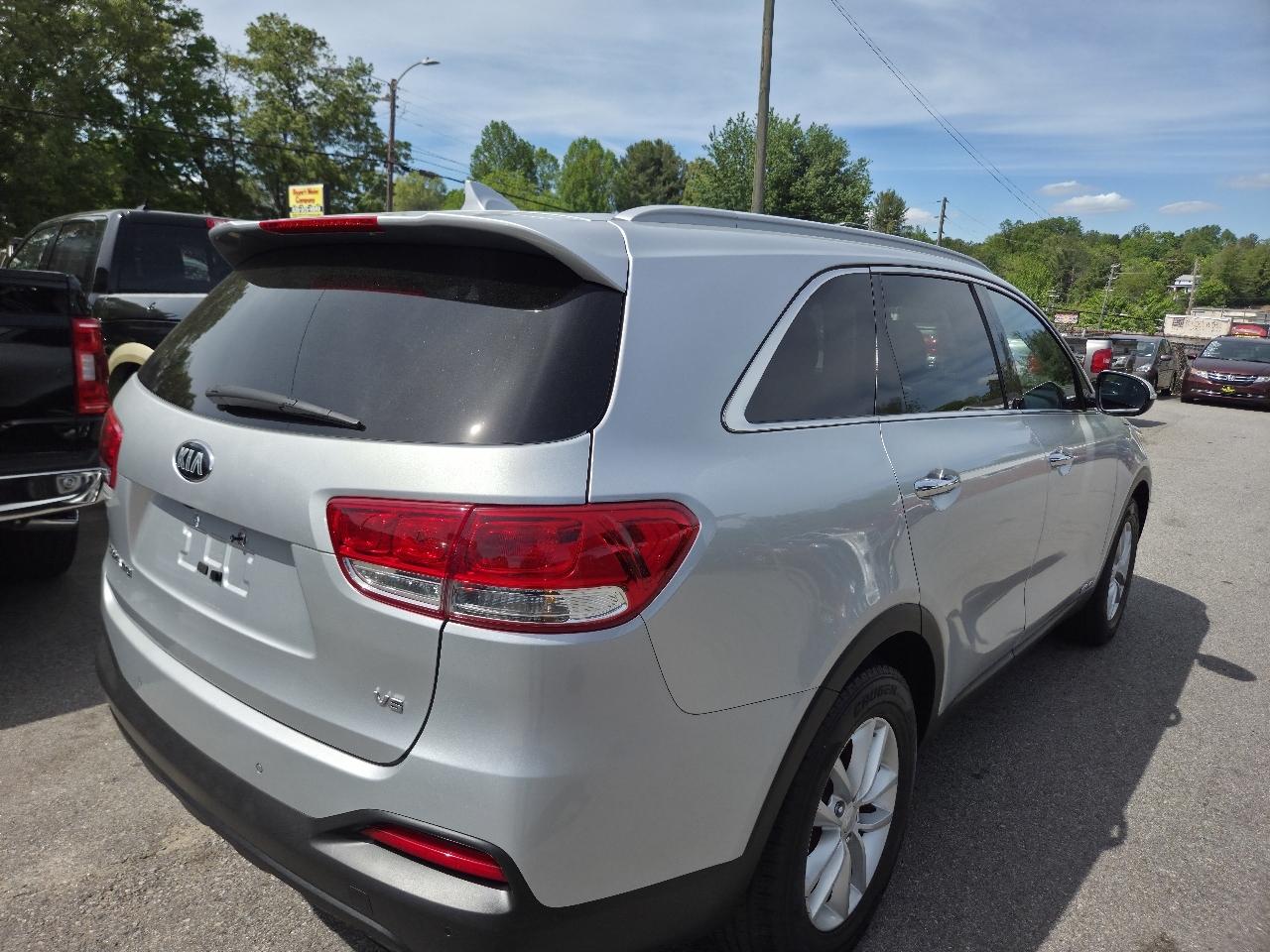 Kia Sorento LX V6 AWD 2017