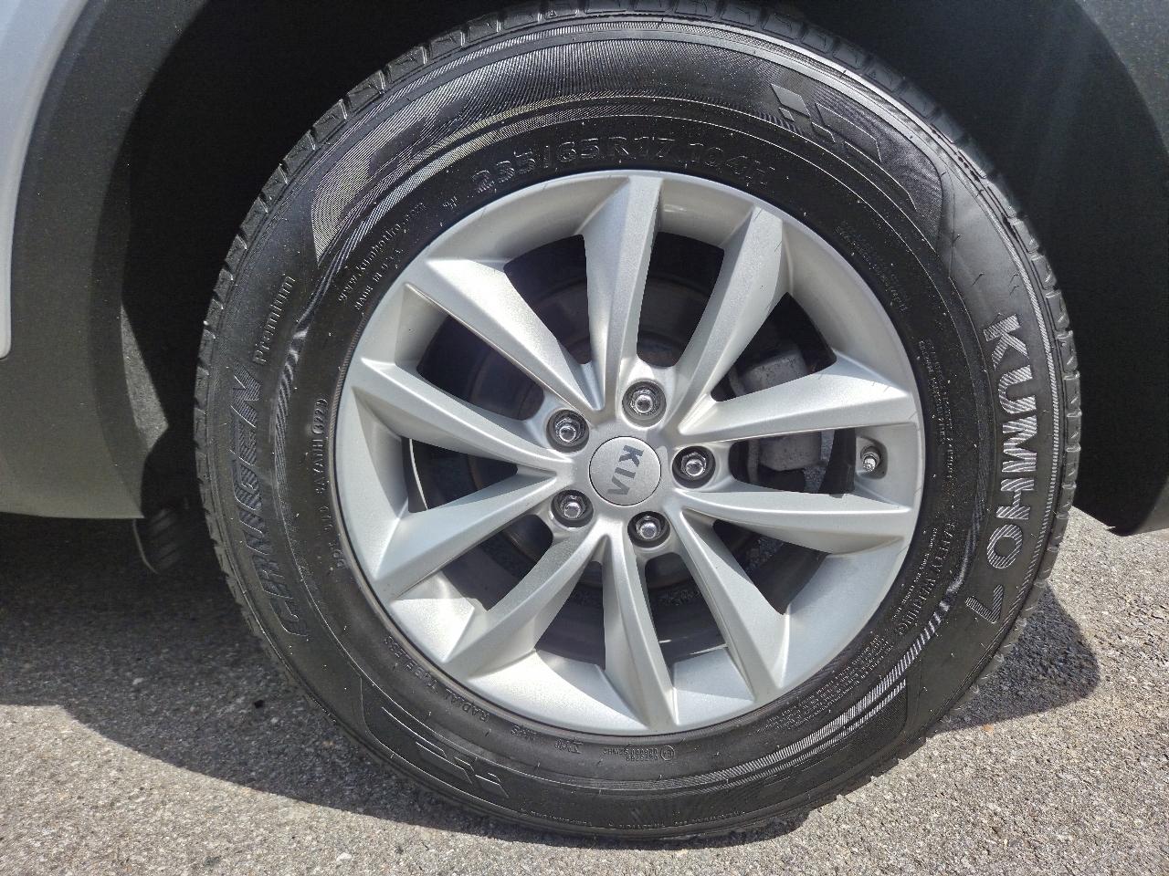 Kia Sorento LX V6 AWD 2017