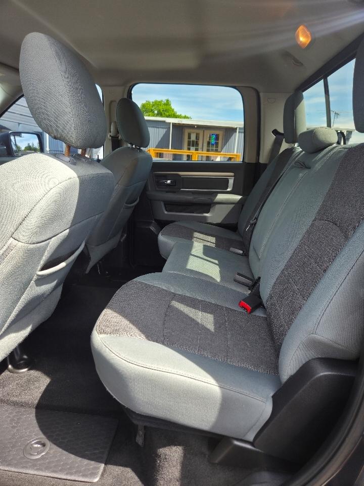 RAM 1500 SLT Crew Cab SWB 4WD 2014