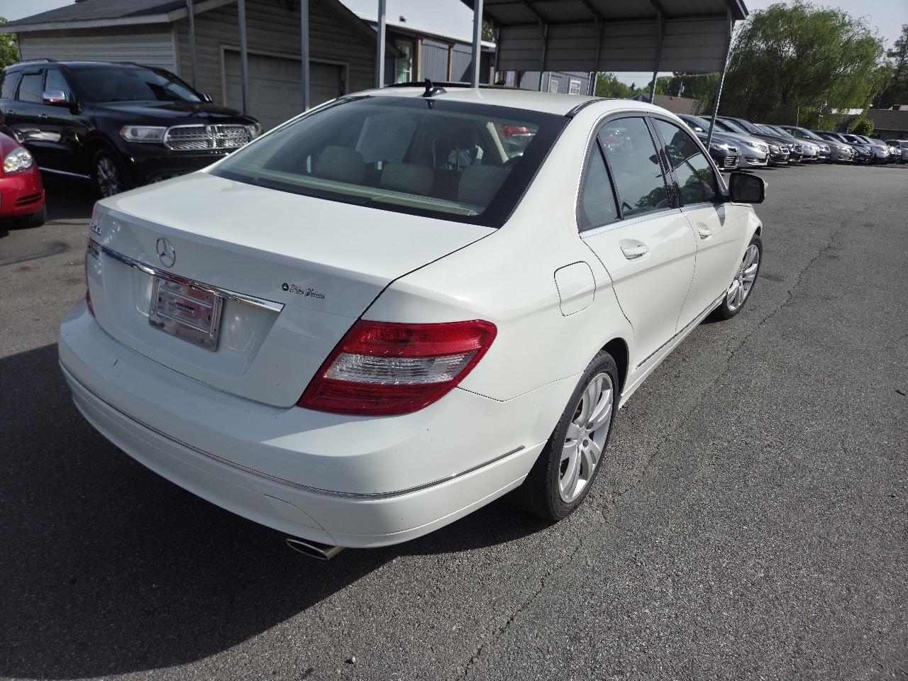 Mercedes-Benz C-Class C300 Luxury Sedan 2009