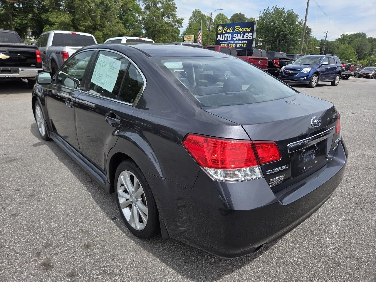 Subaru Legacy 2.5i Premium 2013