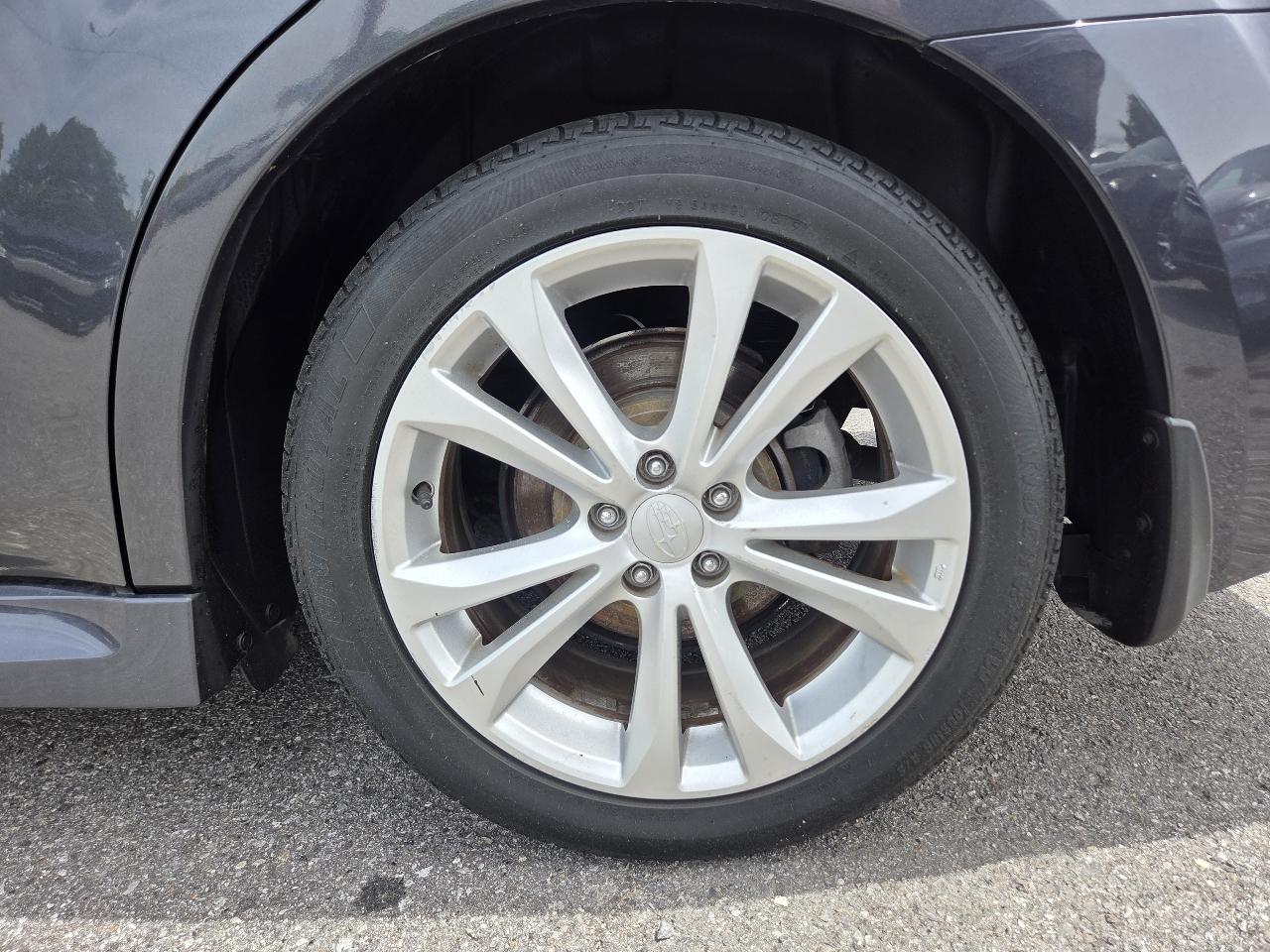 Subaru Legacy 2.5i Premium 2013