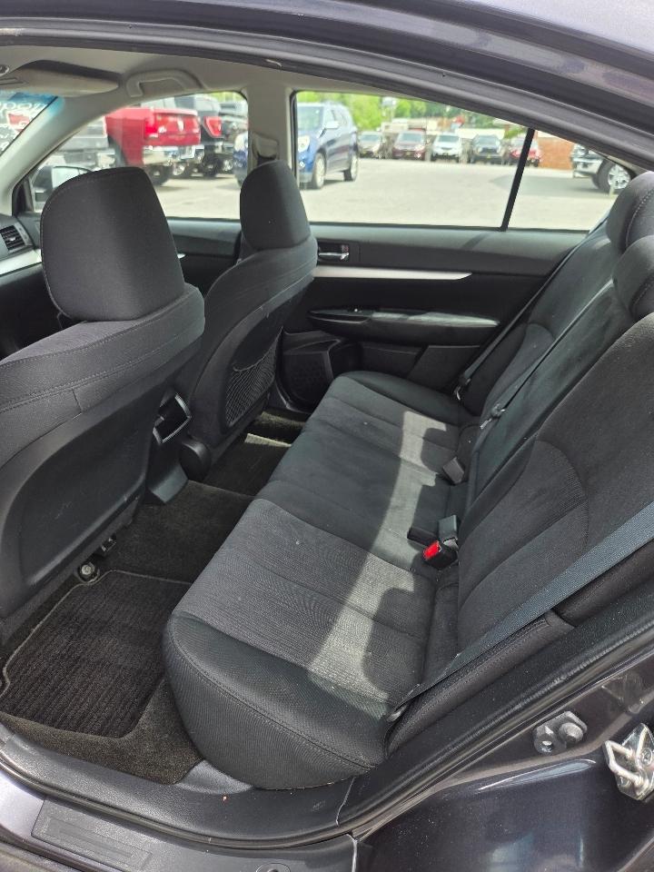 Subaru Legacy 2.5i Premium 2013
