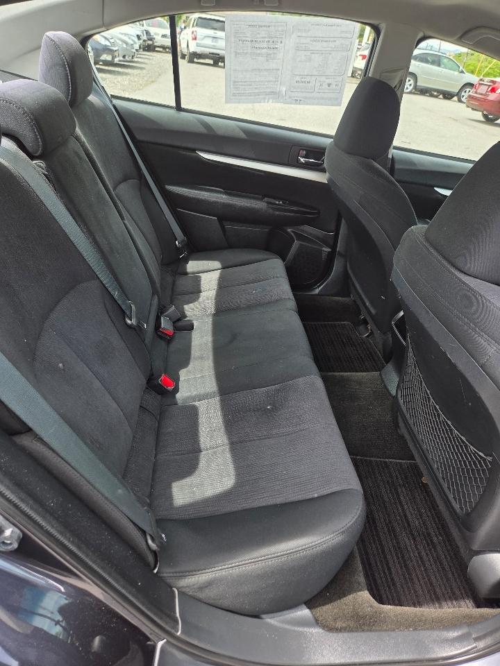 Subaru Legacy 2.5i Premium 2013