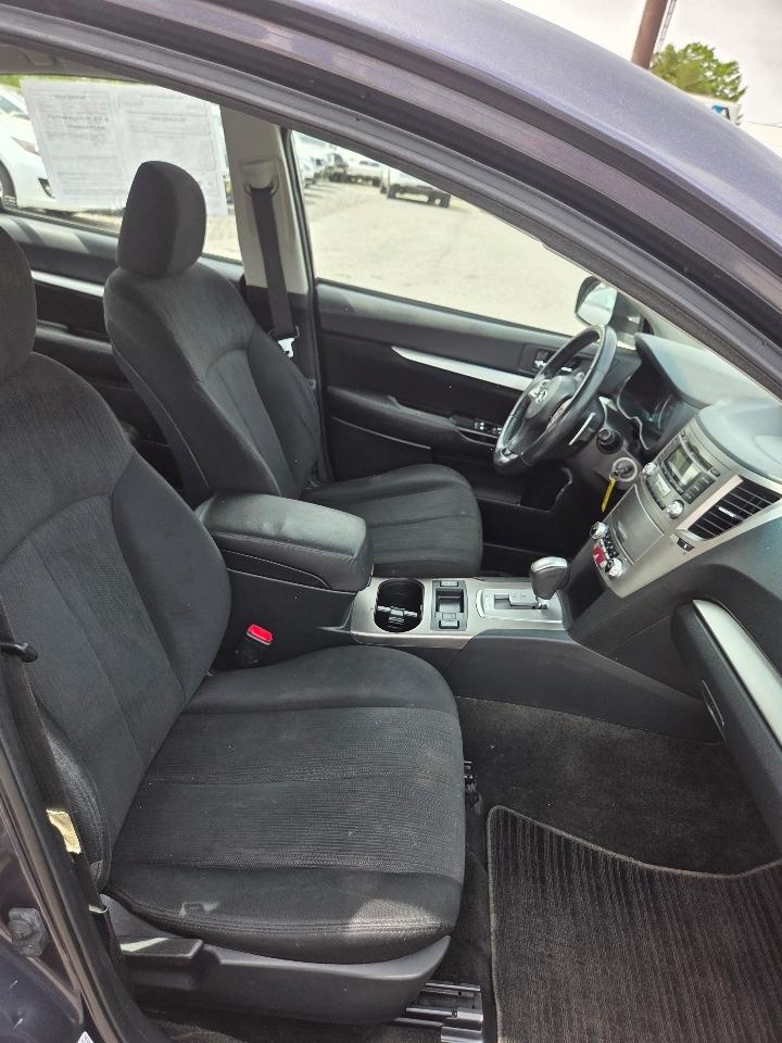 Subaru Legacy 2.5i Premium 2013