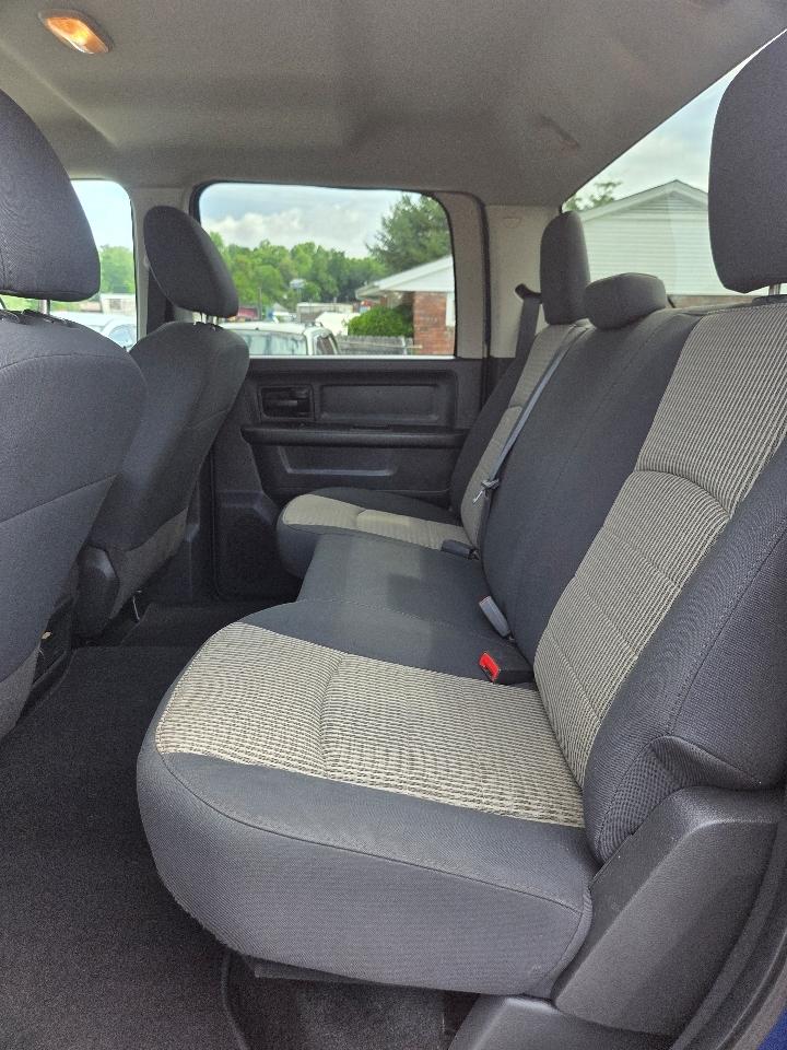 RAM 2500 Laramie Crew Cab LWB 4WD 2011
