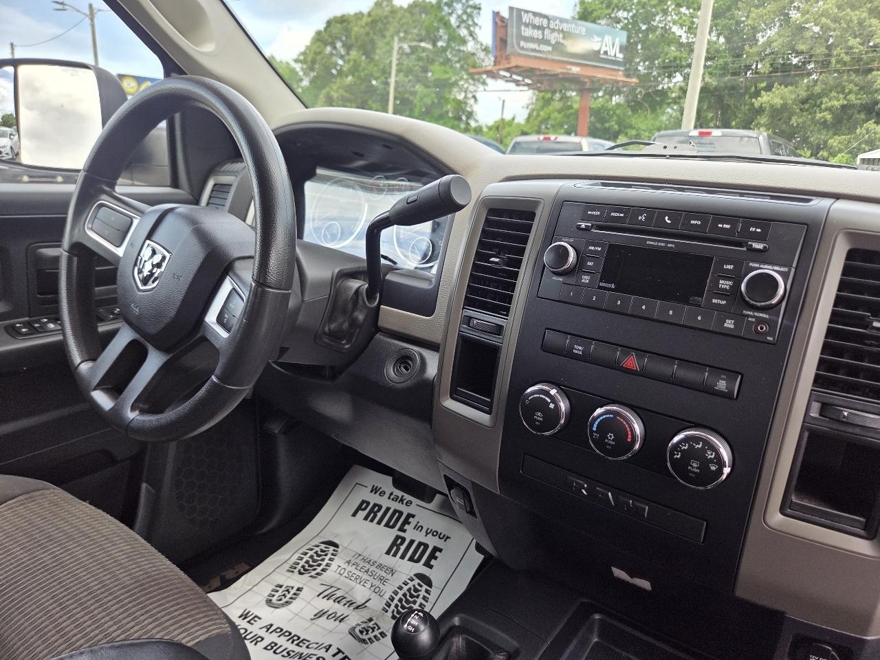 RAM 2500 Laramie Crew Cab LWB 4WD 2011